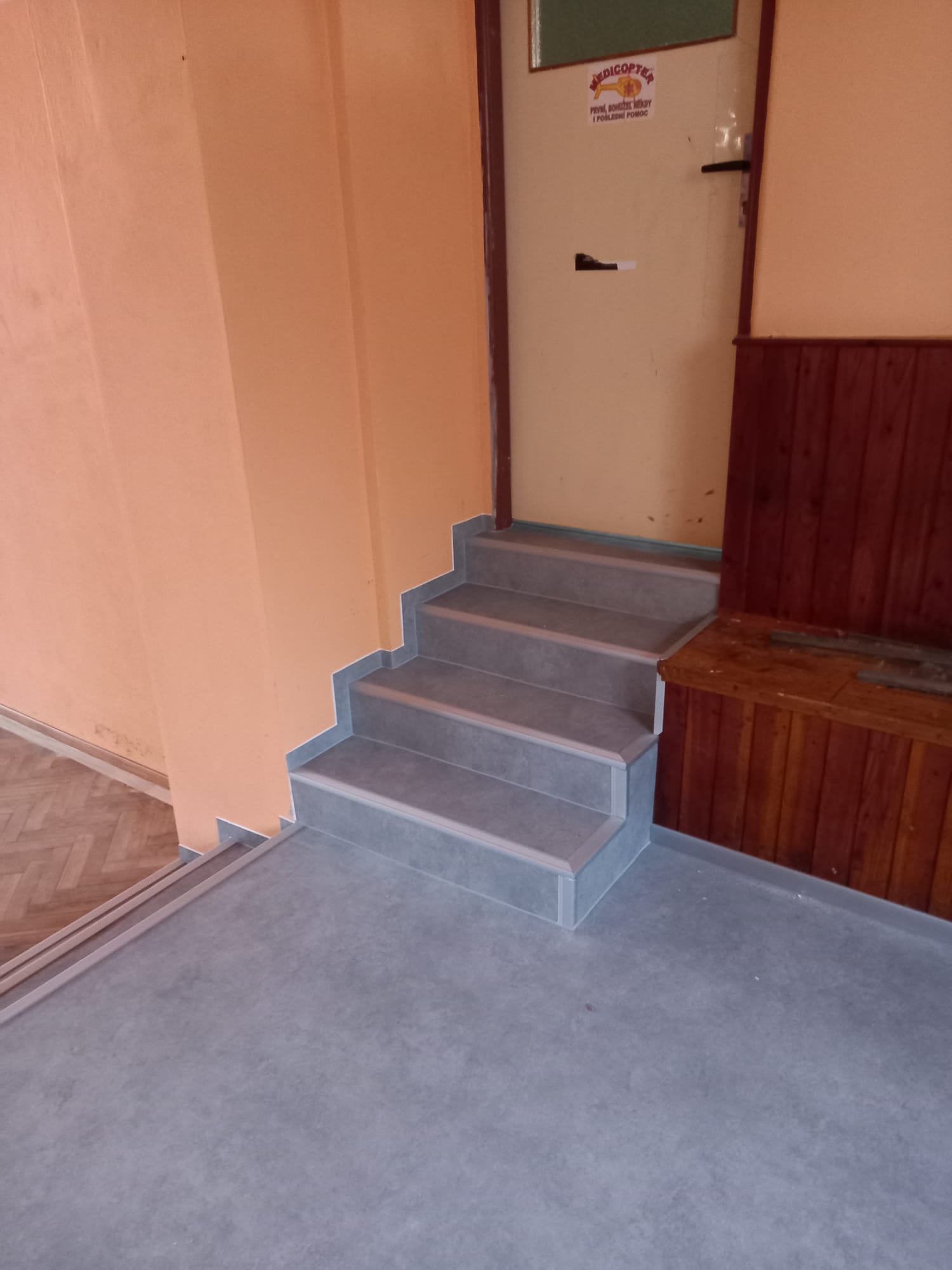 PVC Nordic Tex NT 122 (rekonstrukce přísálí a schodů)